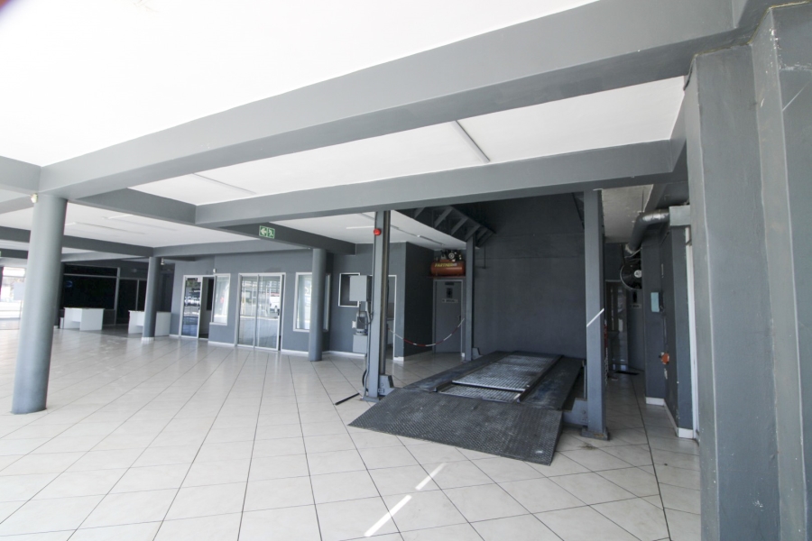 To Let Commercial Property for Rent in Glenlilly Western Cape